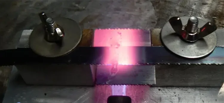 جوشکاری تیغه اره نواری جوشکاری تیغه اره نواری