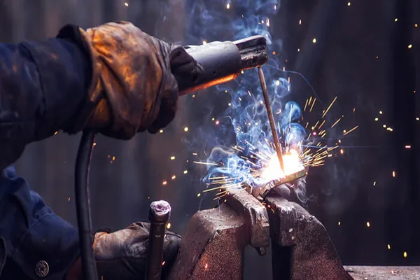 آموزش جوشکاری co2 با دستگاه هواخنک جوشکاری co2 با روش هوا خنک (1)